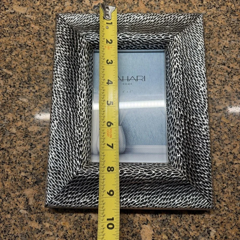 Tahari Home Picture Photo Frame 4x6 Silver Snakeskin Textured Tabletop Decor